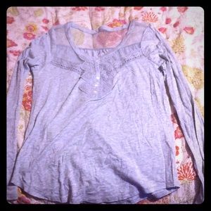 Grey long sleeve shirt